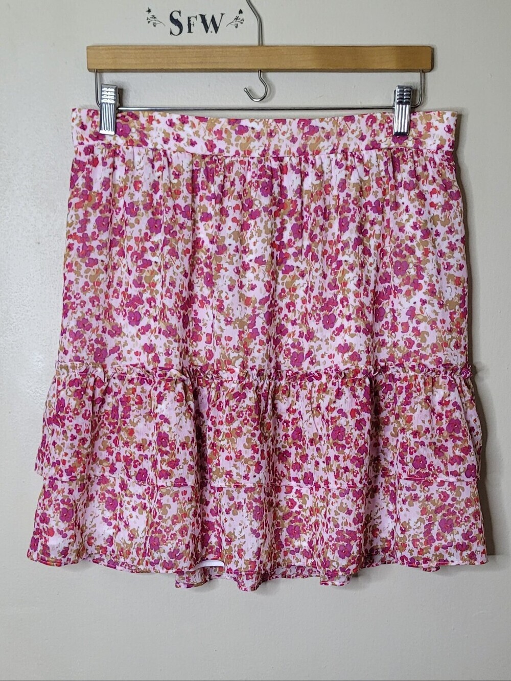 J.Crew Ditsy Floral Tiered Chiffon Mini Skirt Size M NWT - Picture 2 of 8